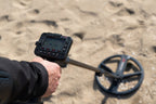 Metalldetektor XP IconX mit 28cm Suchspule und MI-6 Pinpointer Detailbild Outdoor Sand